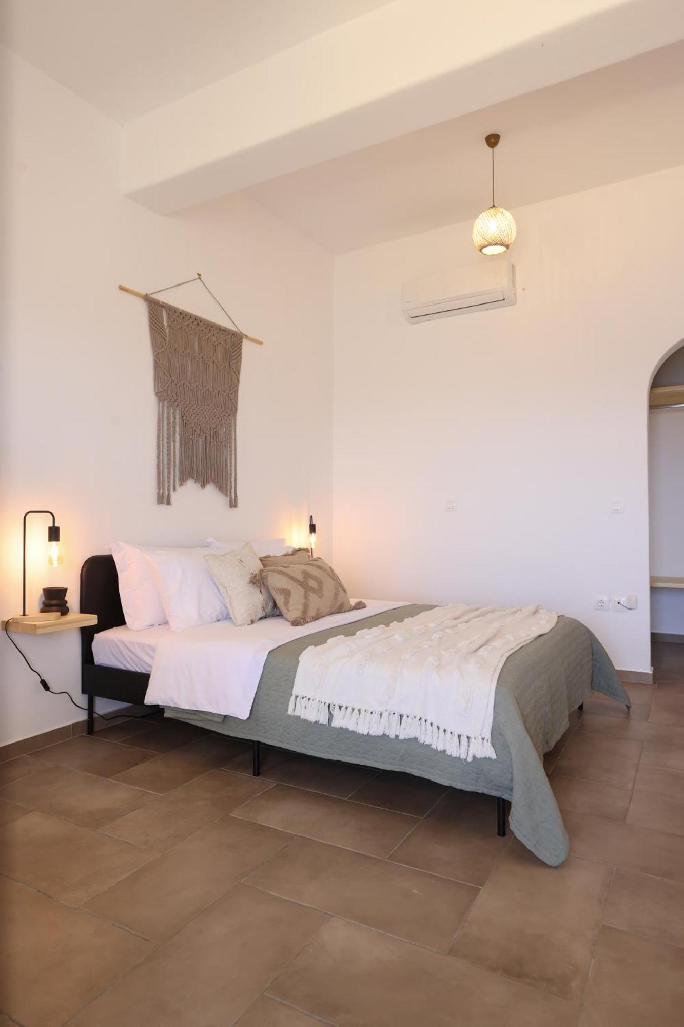 Enne For Views & Tranquility Apartment Ftelia (Mykonos)